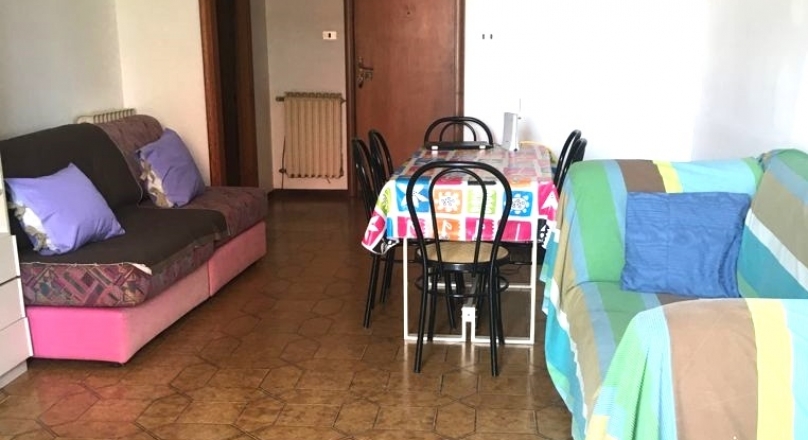 Montesilvano (PE), Appartamento vacanze (7 posti letto), a 2 minuti di cammino dal mare - FELICE 